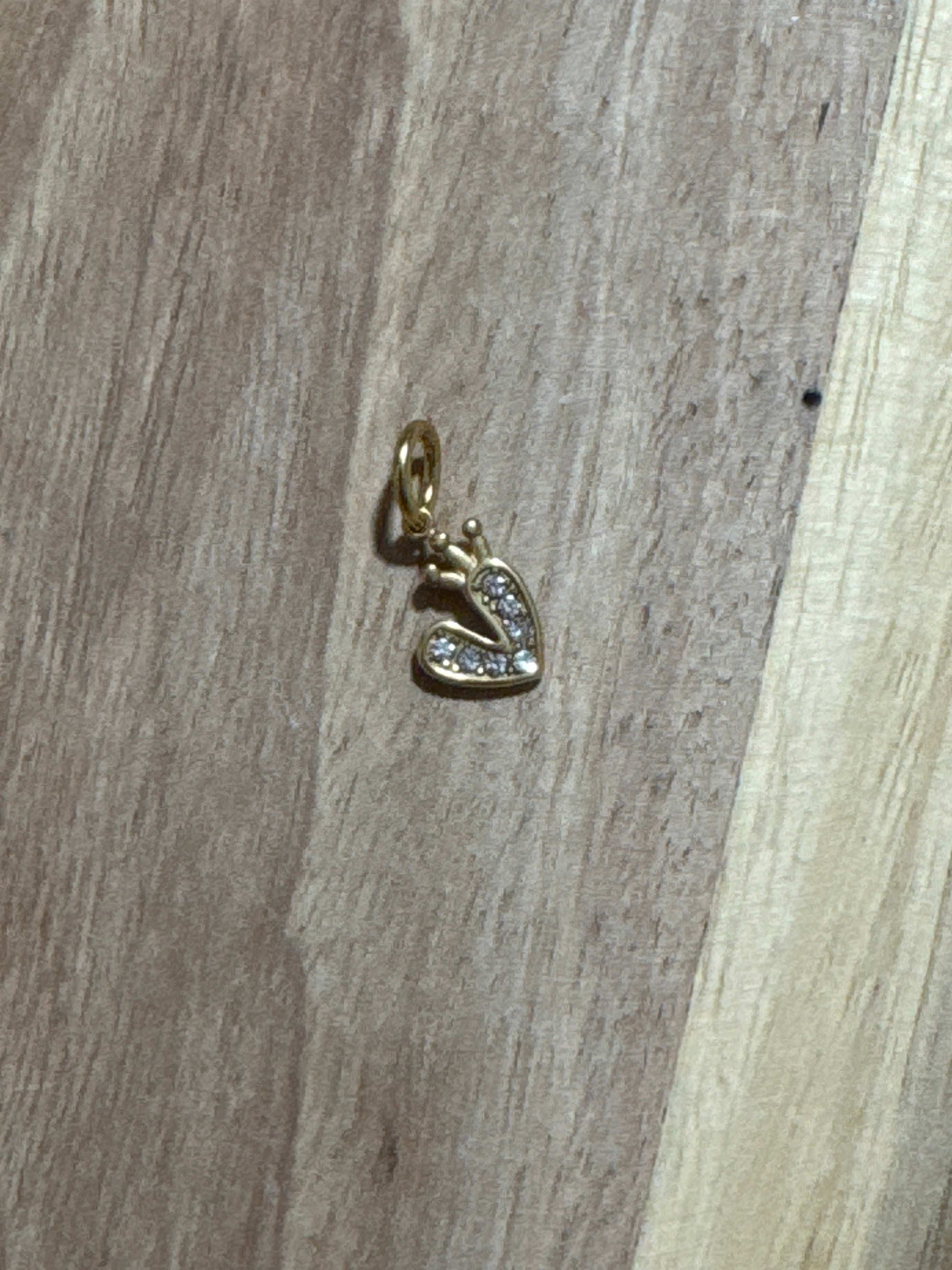 Charms cœur avec couronne et strass
