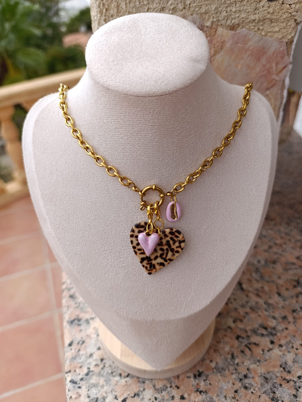 Collier NALA