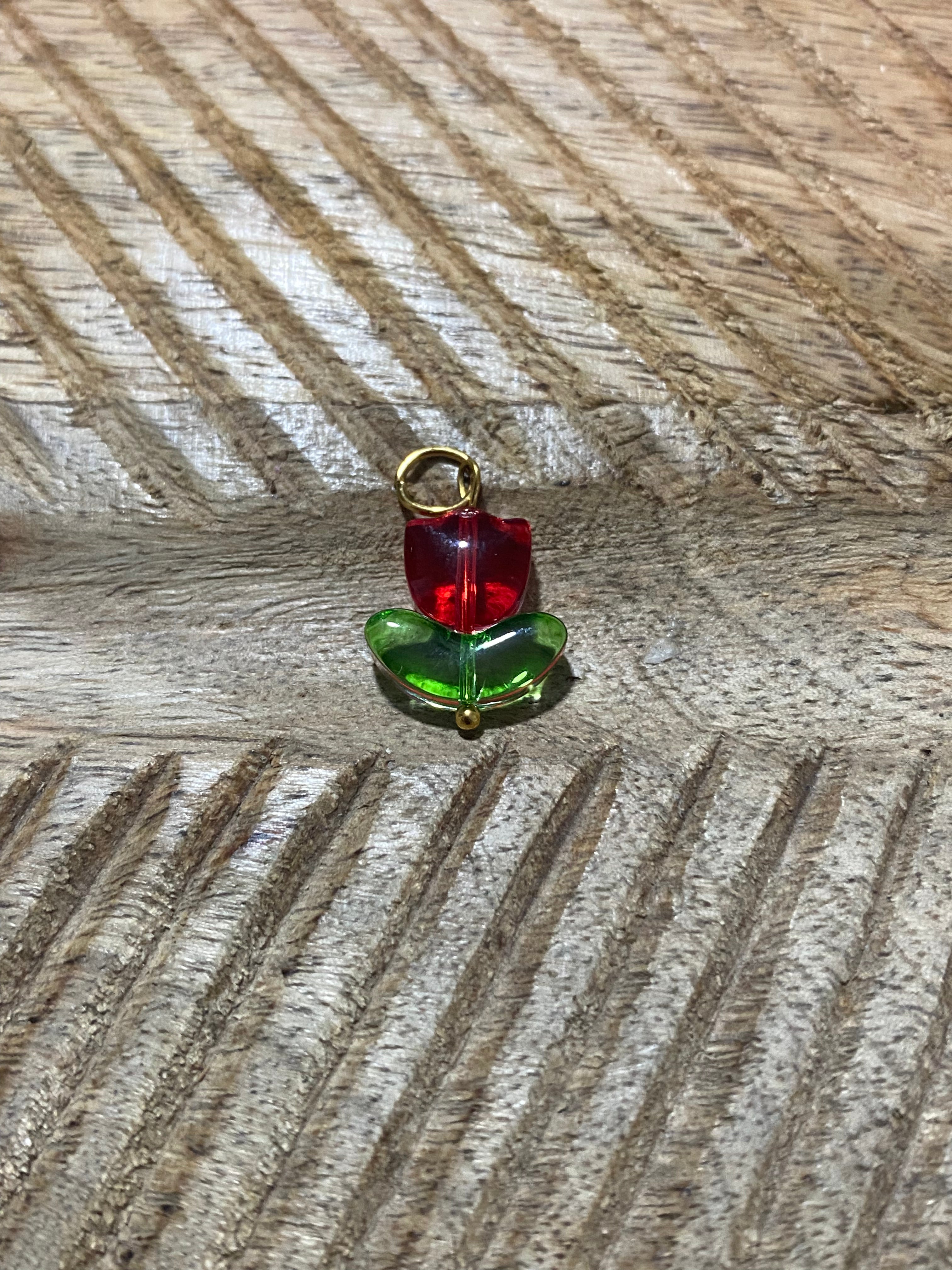 Charms rose rouge